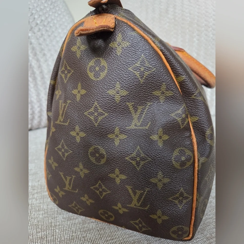 Louis Vuitton Keepall Bandouliere 45 Monogram Canvas Duffel Bag Authentic
